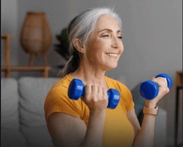 Por qué entrenar fuerza después de los 50 protege más que tus músculos